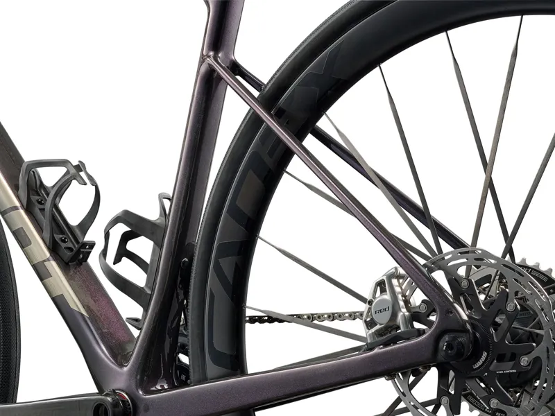 Giant Defy Advanced SL 0 Road Bike 2026 in Arctic Light-9