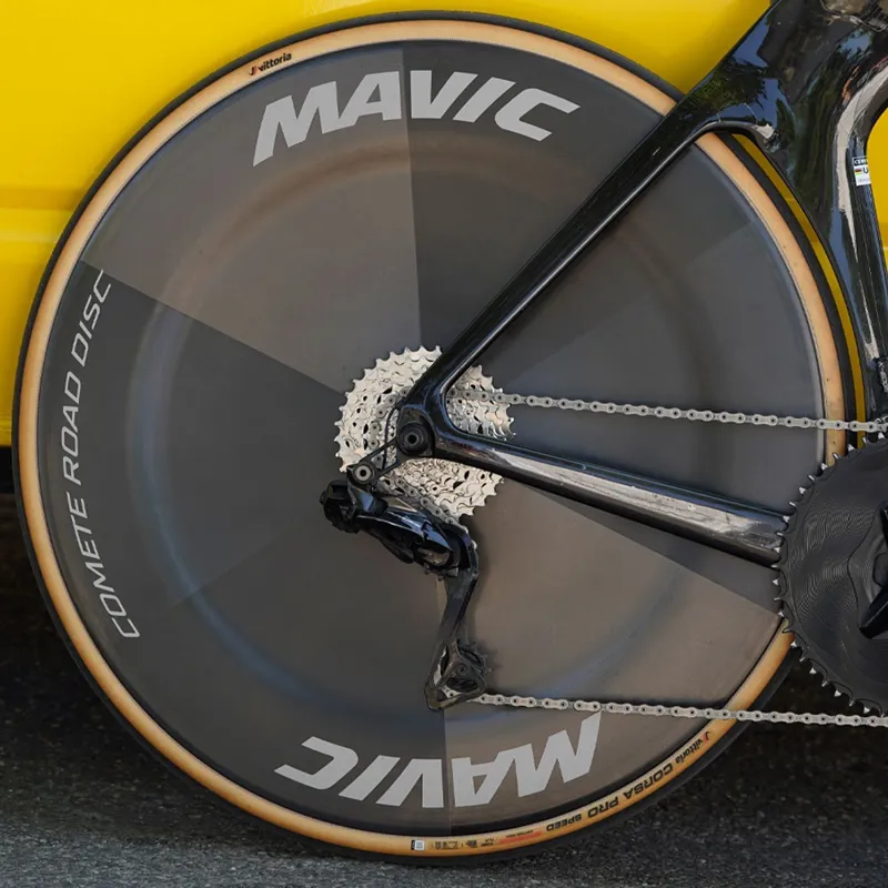 Mavic Comete Road Disc 700c Center Lock N3W Rear Wheel in Black-4