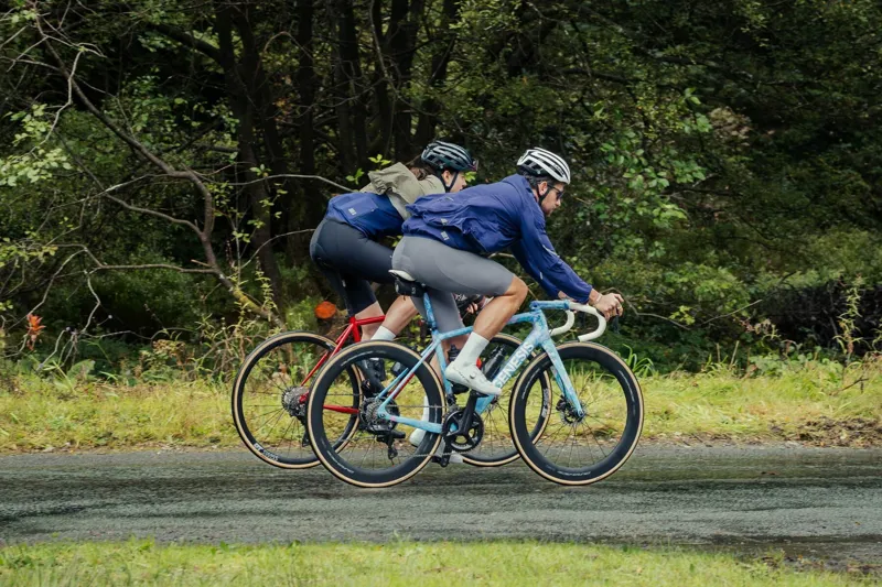 Madison Freewheel Men's Windproof Packable Jacket in Ink Navy-2