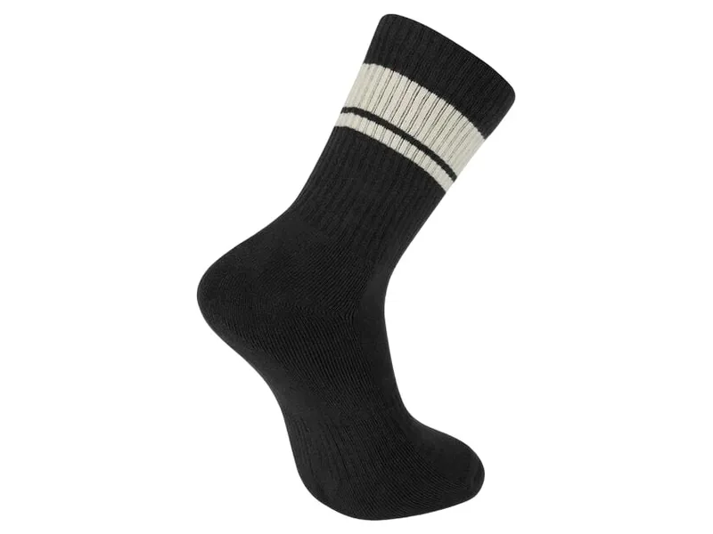 Madison Roam Isoler Crew Socks in Black-1