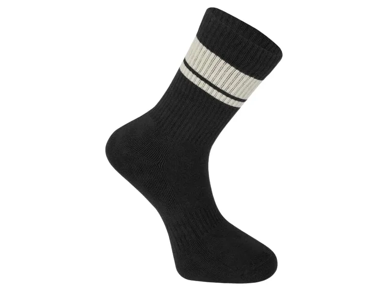 Madison Roam Isoler Crew Socks in Black