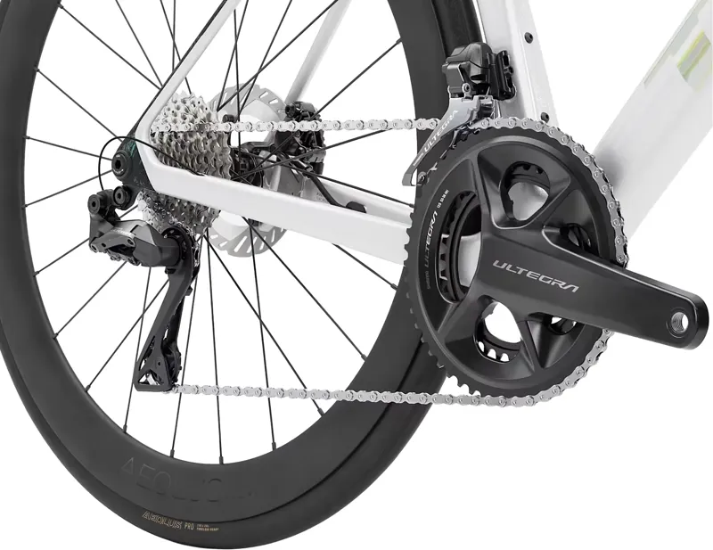 EX DISPLAY Trek Madone SL 7 Gen 8 Di2 Road Bike MediumLarge 2026 in Gloss Crystal White/Matte Deep Smoke-5