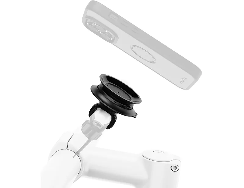 Balfes Bikes Fidlock VACUUM Handlebar Base Flex in Black | Free postage over £30, £10 off first order, price match & 0% finance.