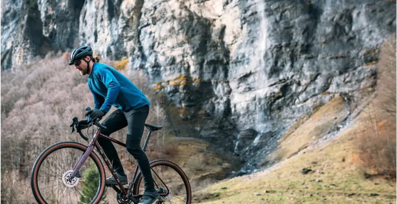 EX DISPLAY Marin Nicasio 2 700c Gravel Bike 56cm 2026 in Red-5