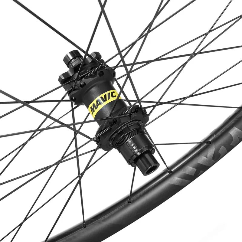 Mavic Crosstrail SL Carbon 29 inch 6 Bolt XD Wheelset in Black-6