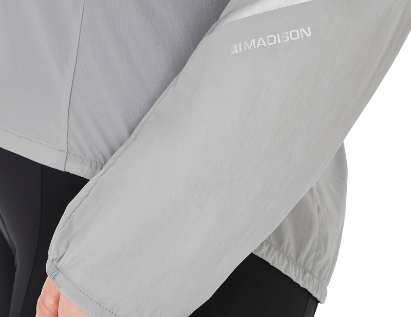 Madison Roam Women's Lightweight Windproof Jacket in Magnesium Grey-6