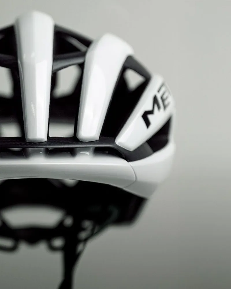 Met Trenta 3K Carbon MIPS Helmet in White-7