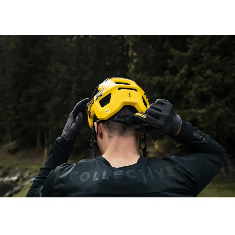 Mavic DeeMax Pro MIPS Helmet in Yellow/Black-5