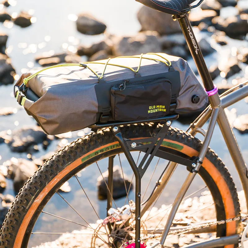 Old Man Mountain Atlas Rack Pack in 12L in Black-5