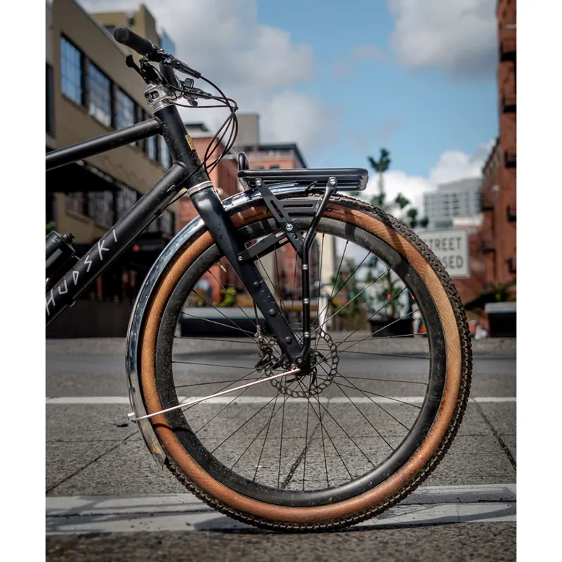 Old Man Mountain Pizza Rack w/ 3-pack Racks-4