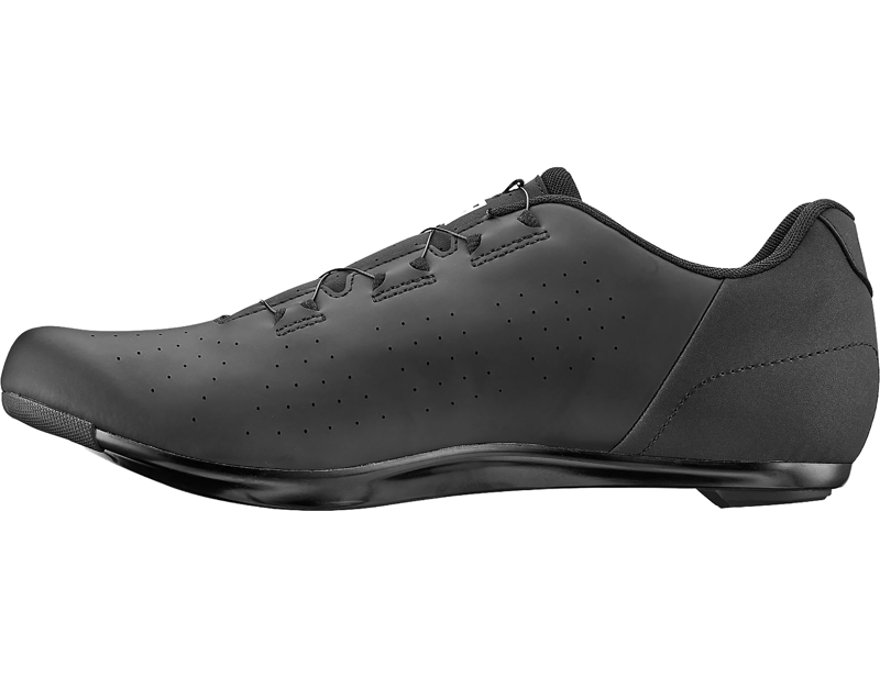 Giant Surge 3 Road Shoes in Matte Black-2