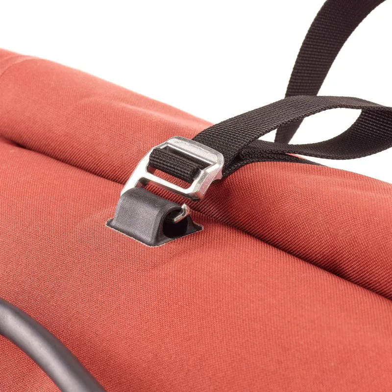 Ortlieb Vario Plus 26L QL2.2 in Dark Chilli-4