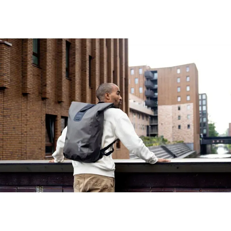 Ortlieb Velocity PS Backpack 17L in Dark Sand-5