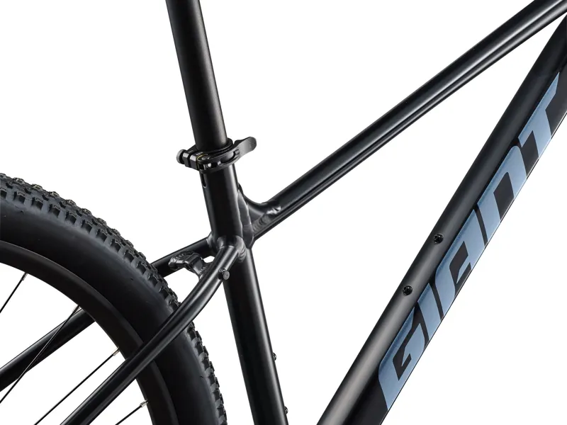 Giant Talon 4 Hardtail Mountain Bike 2027 in Black-4
