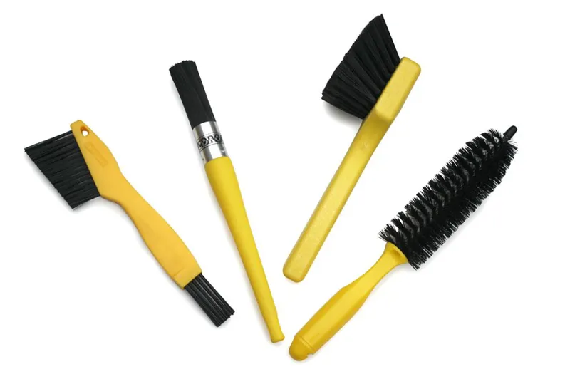 Pedro's Pro Brush Kit in Yellow