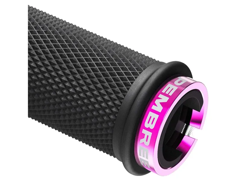 Pembree GCS Grip in Black with Pink Lockrings