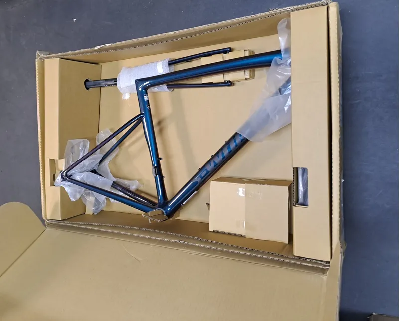 EX DISPLAY Specialized S-Works Tarmac SL8 Road Frameset 2025 Size 54 in Red To Black Over Lake/Obsidian