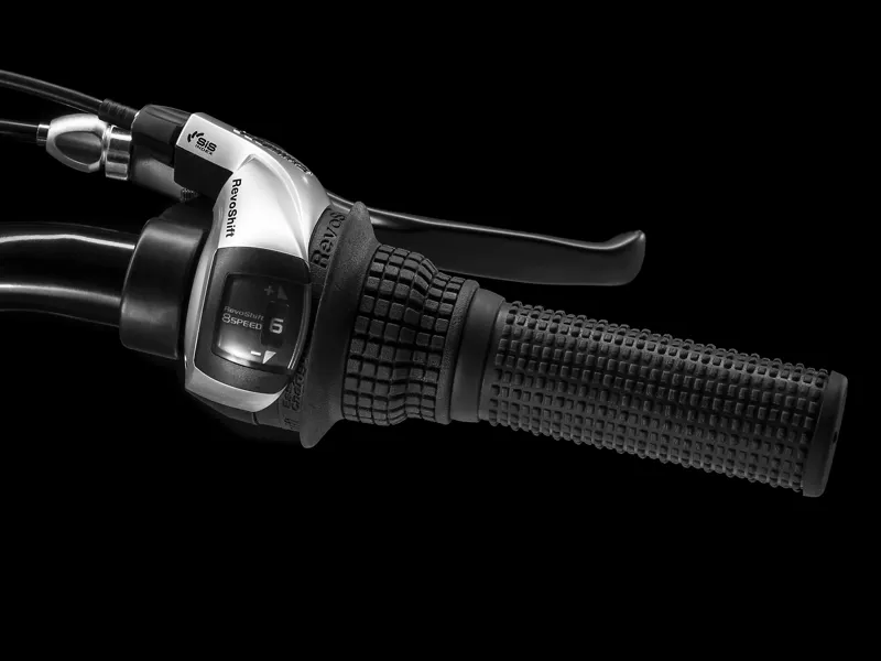 Trek Precaliber 24 Inch 8 Speed  Kids Bike 2022 in Magenta-5