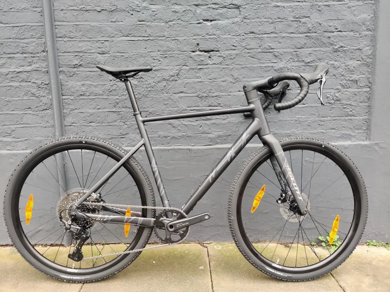 EX DISPLAY Scott Speedster Gravel 30 Gravel Bike Size Large 2026 in Black-1