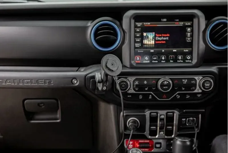 Quad Lock Wireless Charging Head V2 for Car / Desk V2 in Black-3