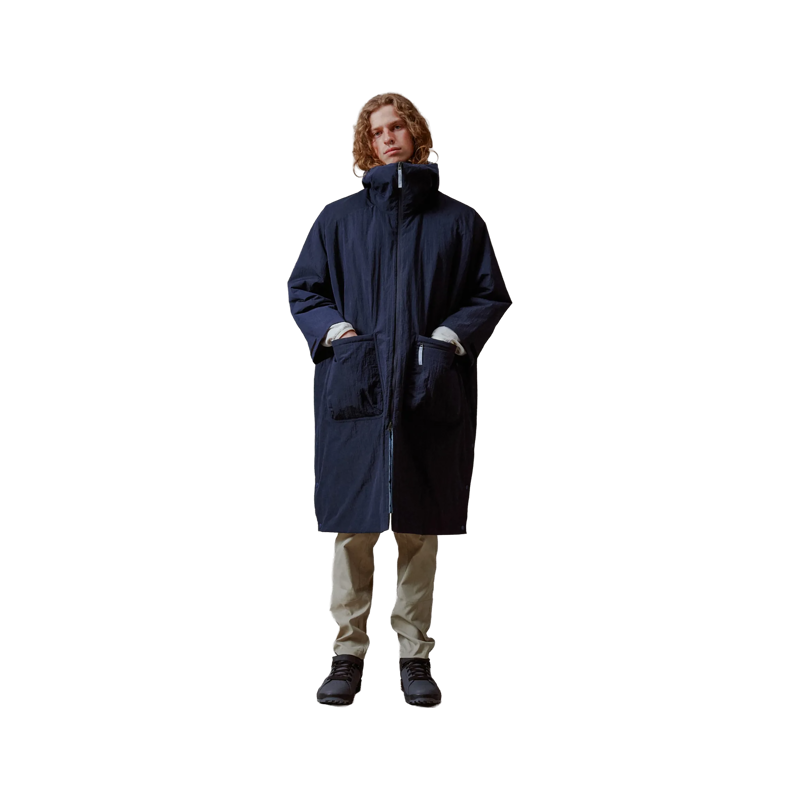 Balfes Bikes Endura Corner Changing Robe in Blueberry | Free postage over £30, £10 off first order, price match & 0% finance.