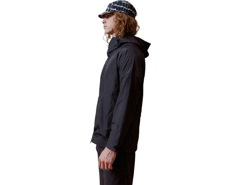 Endura Corner Jacket in Black-2