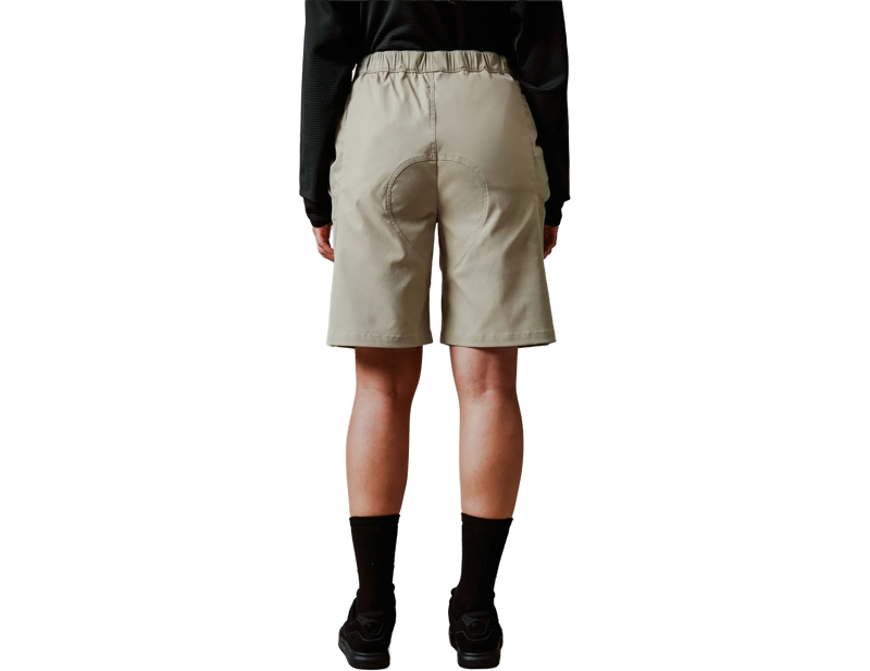 Endura Corner V Short in Silver Sage-1