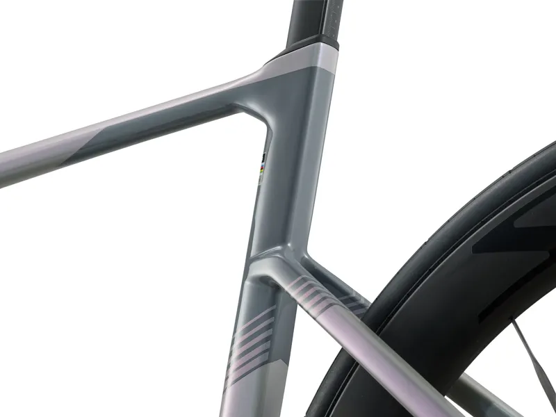 Giant Propel Advanced Pro Dura Ace Road Bike 2027 in Supernova Grey-6