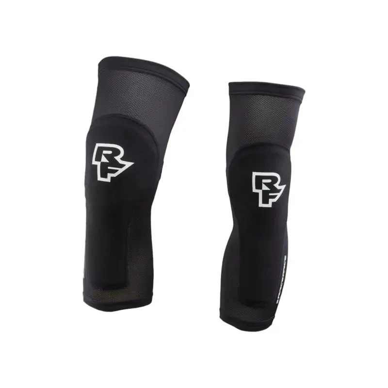 Balfes Bikes Race Face Charge Knee Guard in Stealth bLACK | Free postage over £30, £10 off first order, price match & 0% finance.
