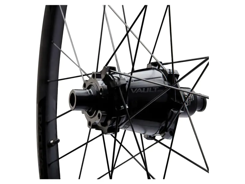 Race Face Turbine R Front 27.5in 15X110 Boost 30mm Front Wheel in Black-2