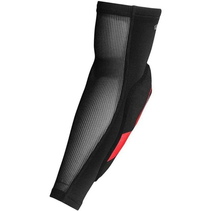 Troy Lee Designs Raid Elbow Pads in Black-1