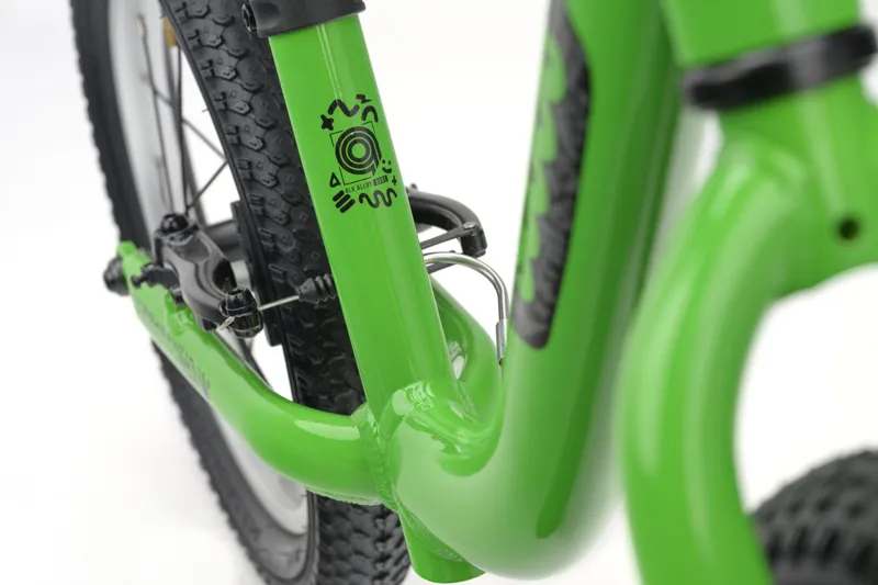 Ridgeback Scoot XL Kids Bike 2027 in Go Go Green-6