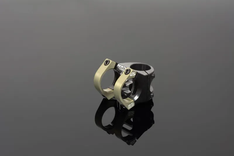 Renthal Apex v2 Mountain Bike Stem +/-6 Deg 31.8mm in Black/Gold-2