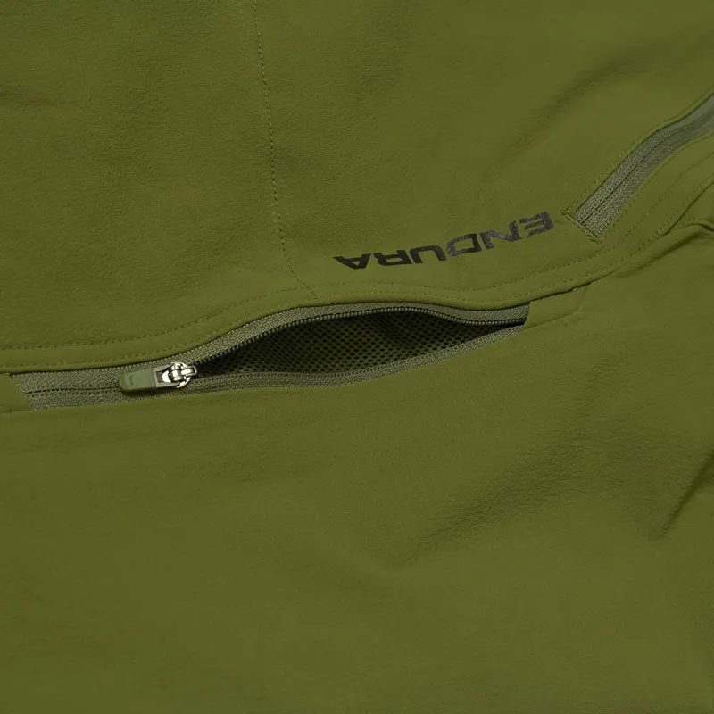 Endura MT500 Burner Pant in Moss Green-2