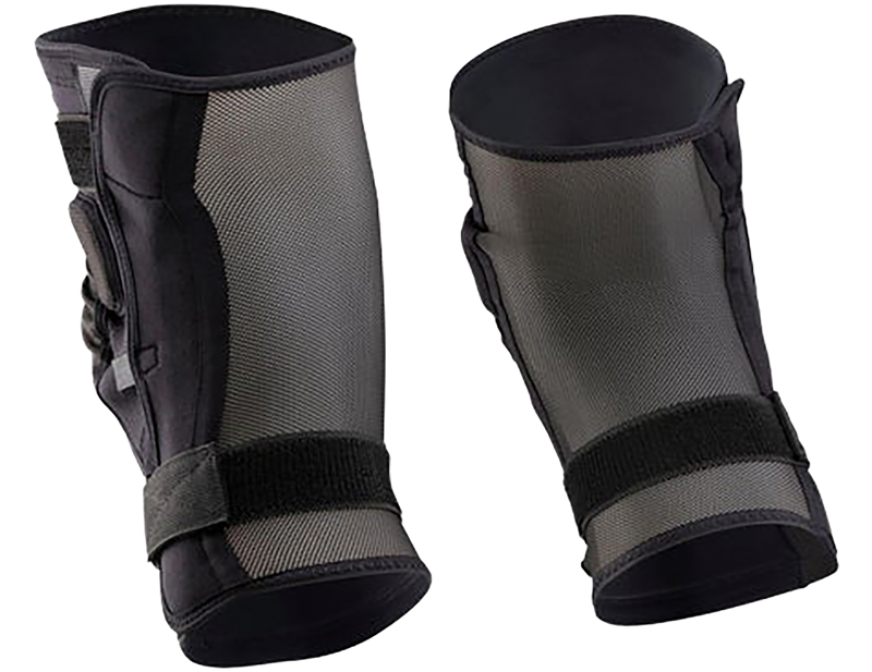 Race Face Roam Knee Pads in Stealth Black-1