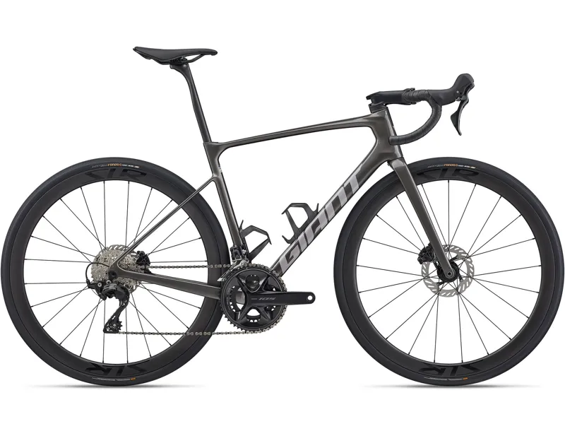 Balfes Bikes Giant Defy Advanced Pro 2 Road Bike 2026 in Stealth Chrome | Free postage over £30, £10 off first order, price match & 0% finance.