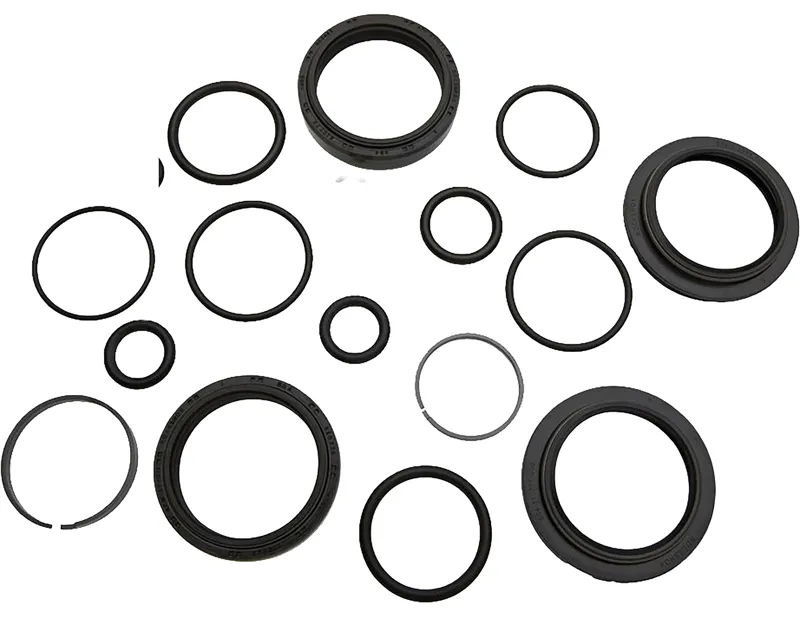 RockShox 200 Hour Recon Silver RL B1+ Boost Service Kit in Black