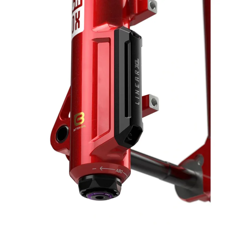 RockShox Lyrik Ultimate Charger 3.2 27.5in 15x110 BOOST Fork in Red-3