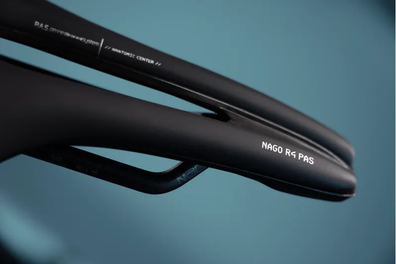 Prologo Nago R4 PAS 137mm Nack Saddle in Black-3
