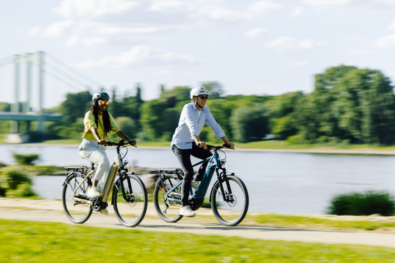 Schwalbe Motion Big Apple RaceGuard 27.5 Inch Tyre in Black/Reflective-8