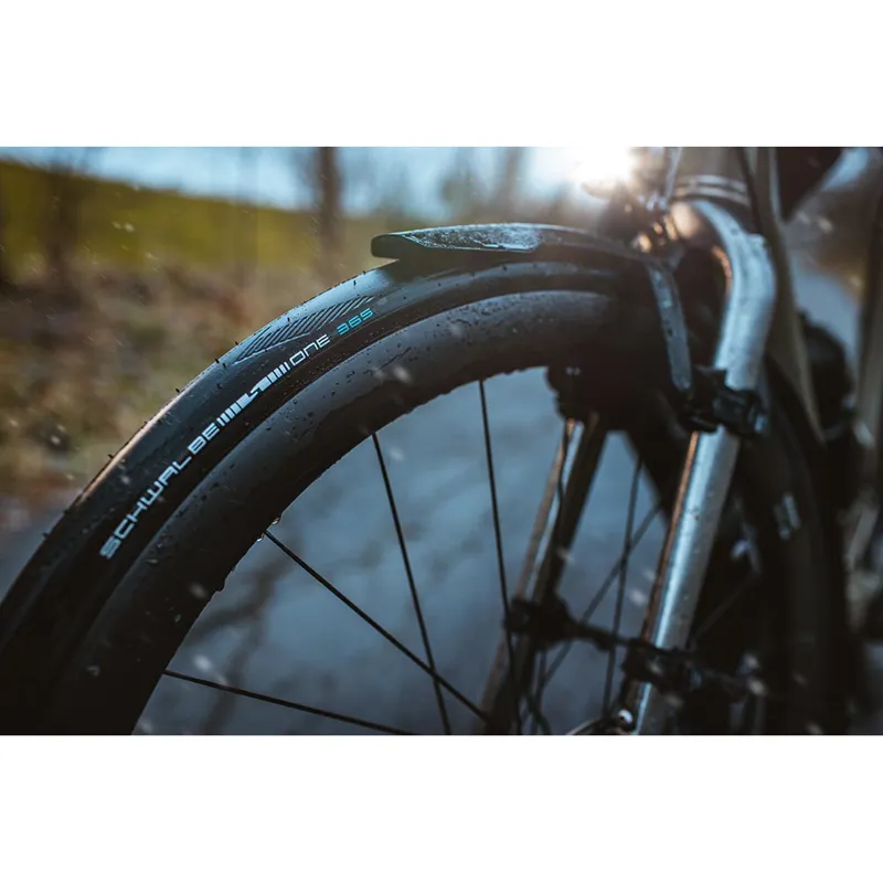 Schwalbe One 365 Perf RaceGuard 700 Fold Tyre in Black-2