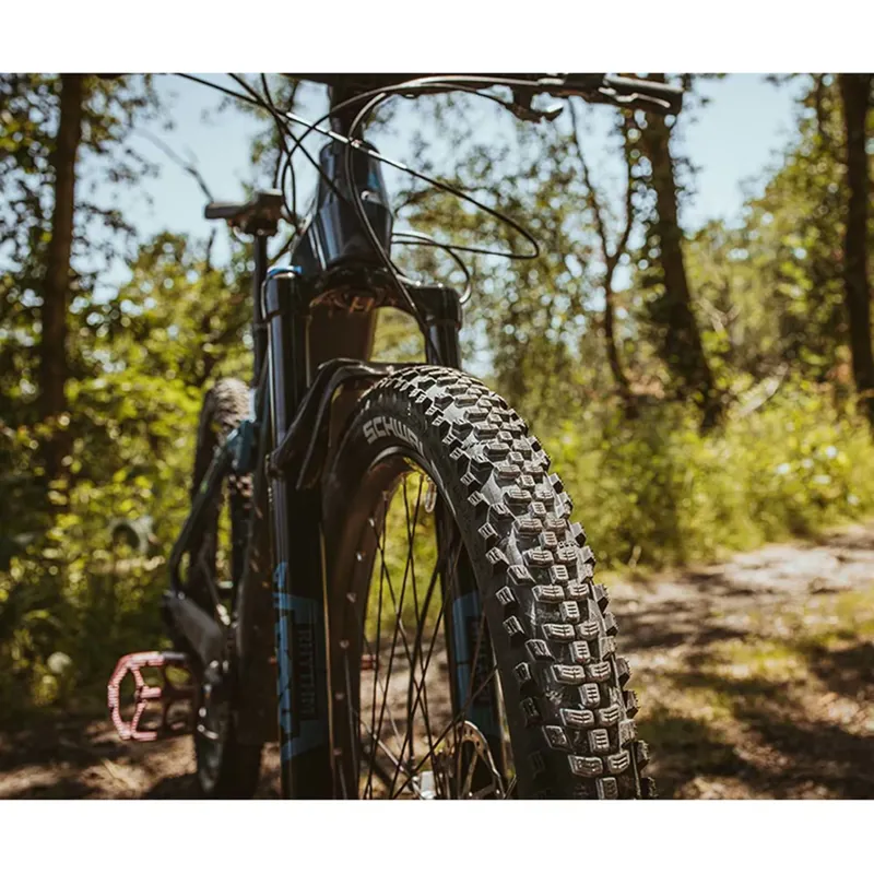 Smart Sam K- Guard Black 24-26 Inch Tyre in Black-3