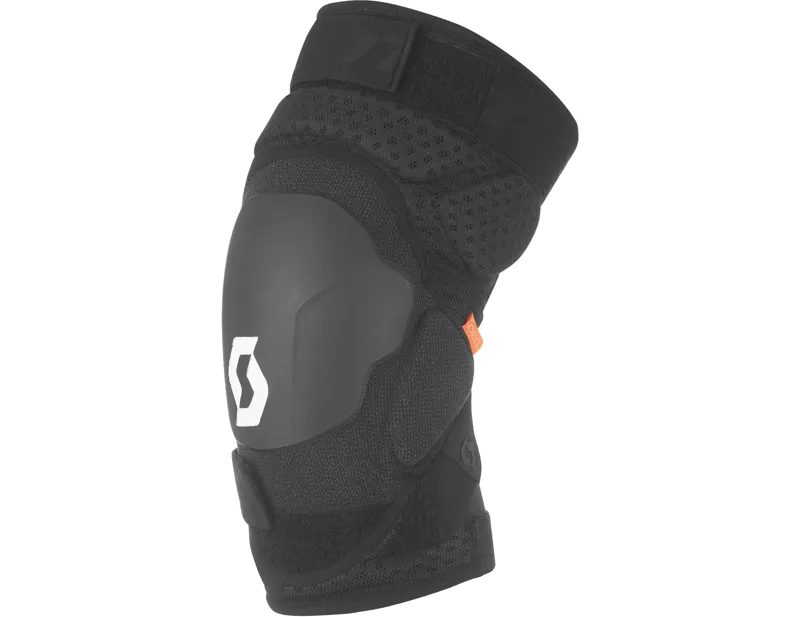 Balfes Bikes Scott Grenade Evo Hybrid Knee Guards in Black | Free postage over £30, £10 off first order, price match & 0% finance.