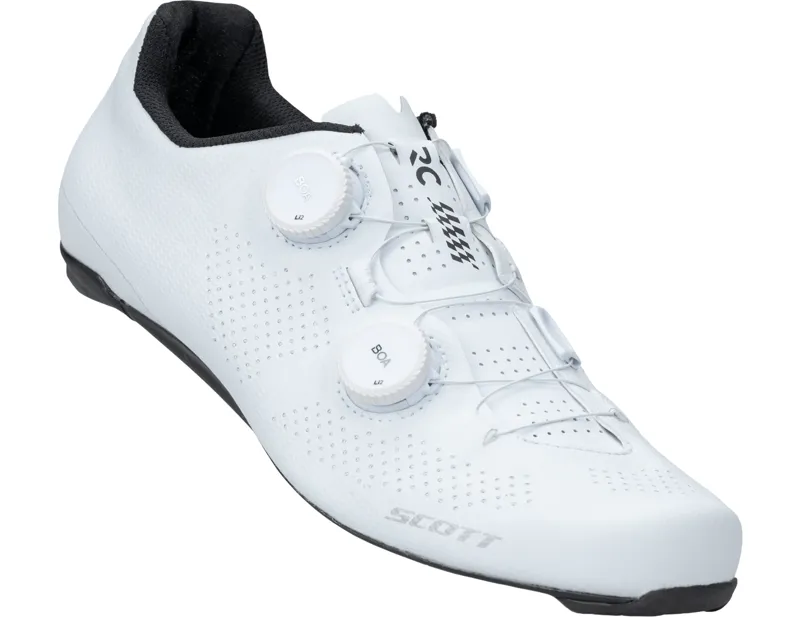 Balfes Bikes Scott Road RC Shoe in White/Black | Free postage over £30, £10 off first order, price match & 0% finance.