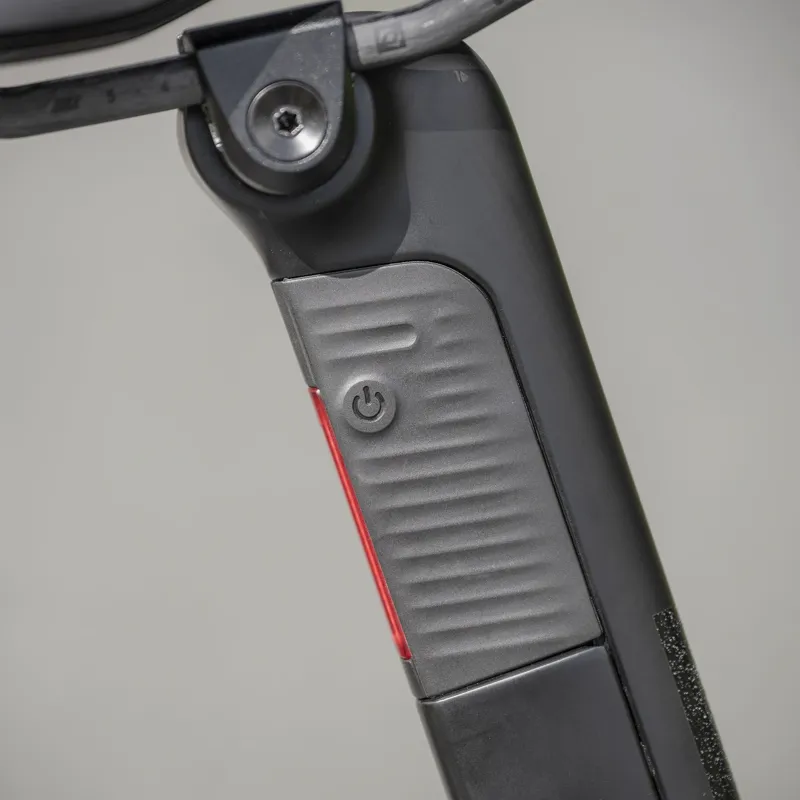 Scott Syncros Campbell 20 Aero iL Rear Light in Black-2