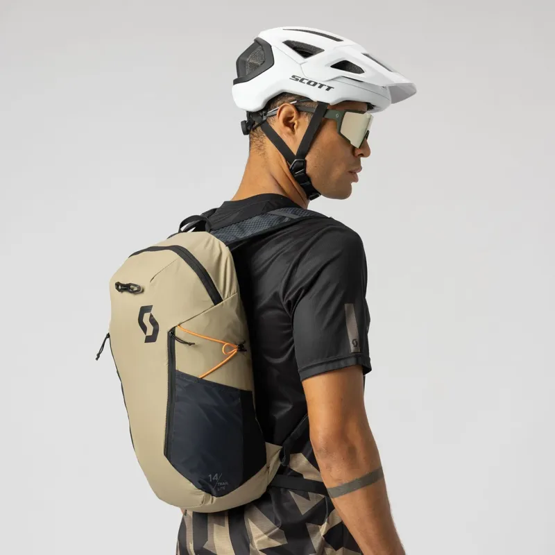 Scott Trail Lite 14 Backpack in Toast Beige/Black-2