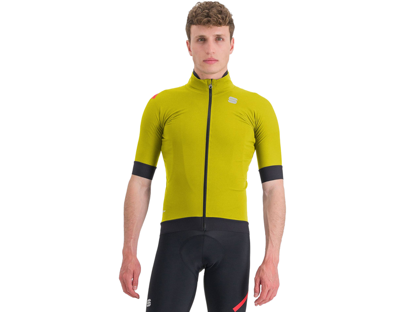 Balfes Bikes Sportful Fiandre Light No Rain Short Sleeve Jersey in Cedar | Free postage over £30, £10 off first order, price match & 0% finance.