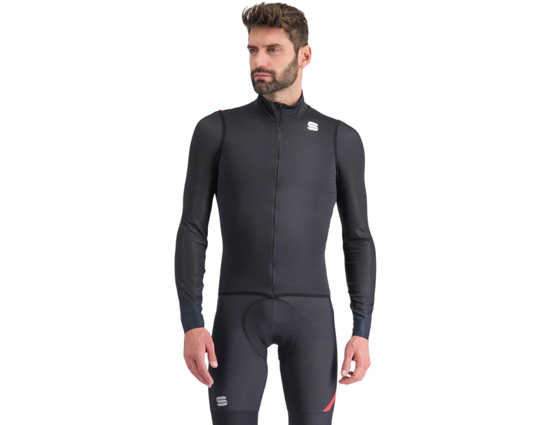 Balfes Bikes Sportful Fiandre Light No Rain Gilet in Black | Free postage over £30, £10 off first order, price match & 0% finance.