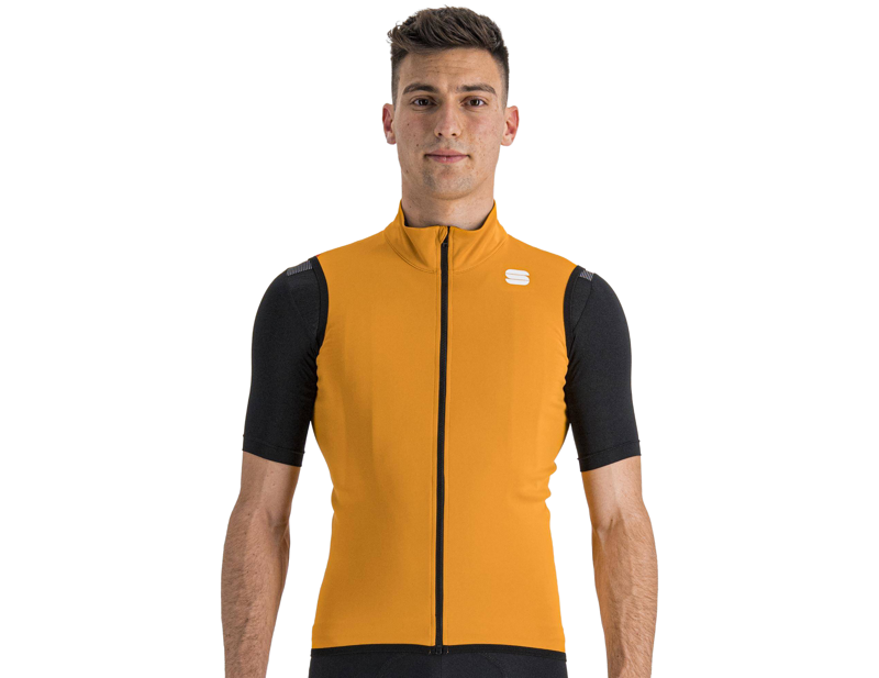 Balfes Bikes Sportful Fiandre Light No Rain Gilet in Dark Gold | Free postage over £30, £10 off first order, price match & 0% finance.
