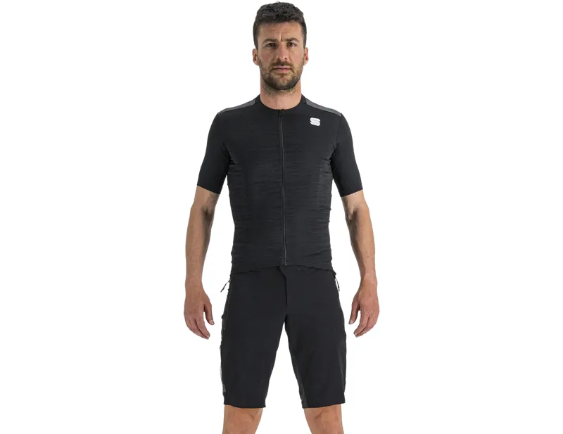 Balfes Bikes Sportful Supergiara Baggy Short in Black | Free postage over £30, £10 off first order, price match & 0% finance.